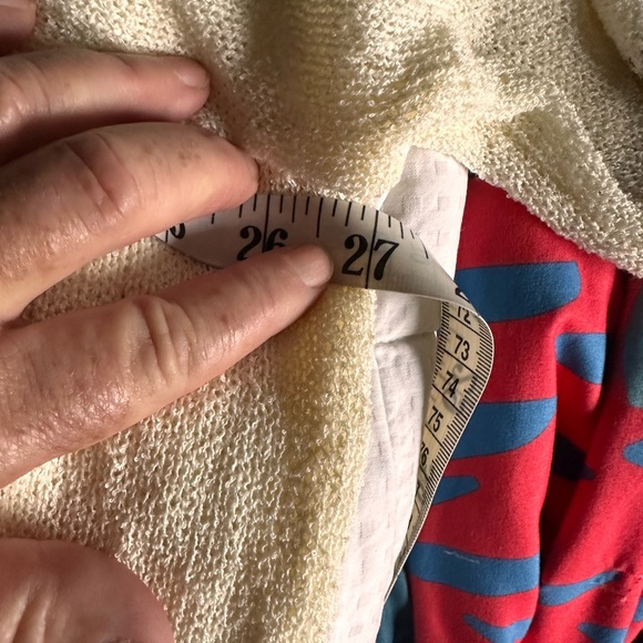 Wishlist M/L hacci loose knit  crewneck sweater. Ivory with mustard brown stars. - Picture 10 of 12